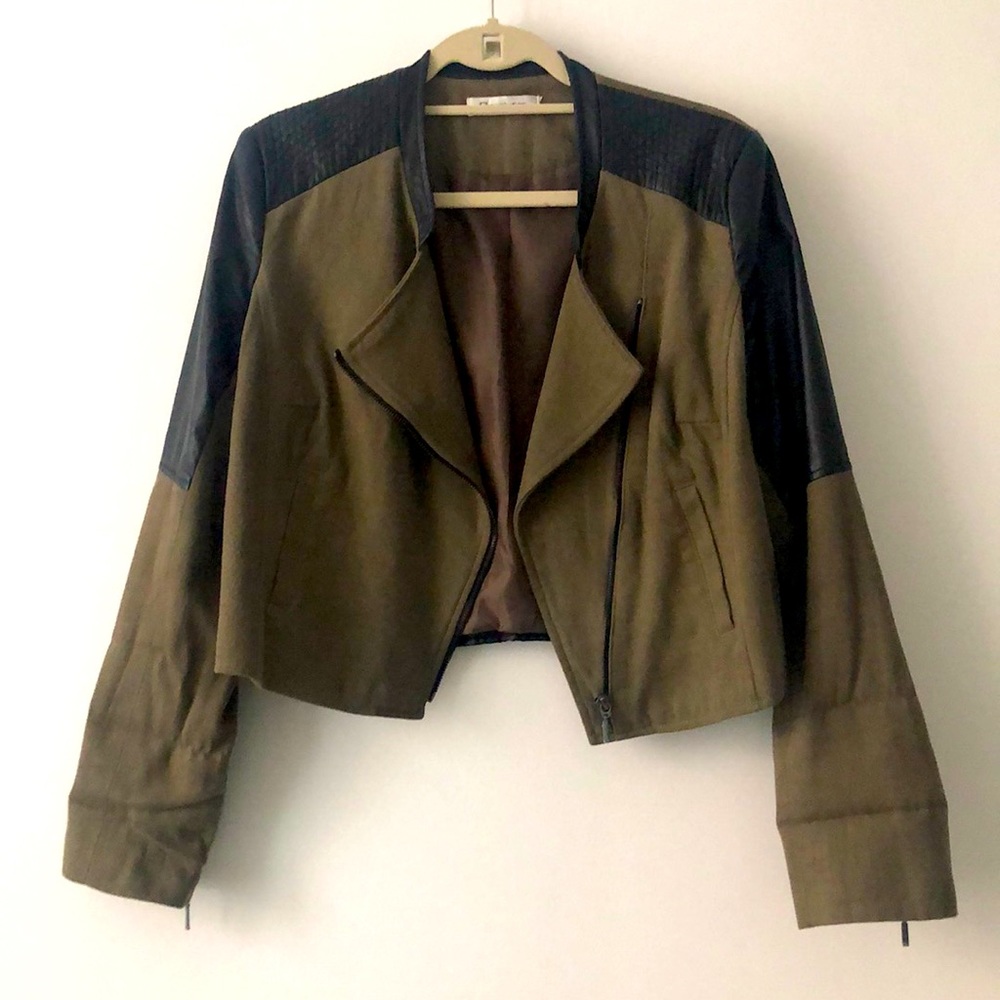 Short jacket with leather detail